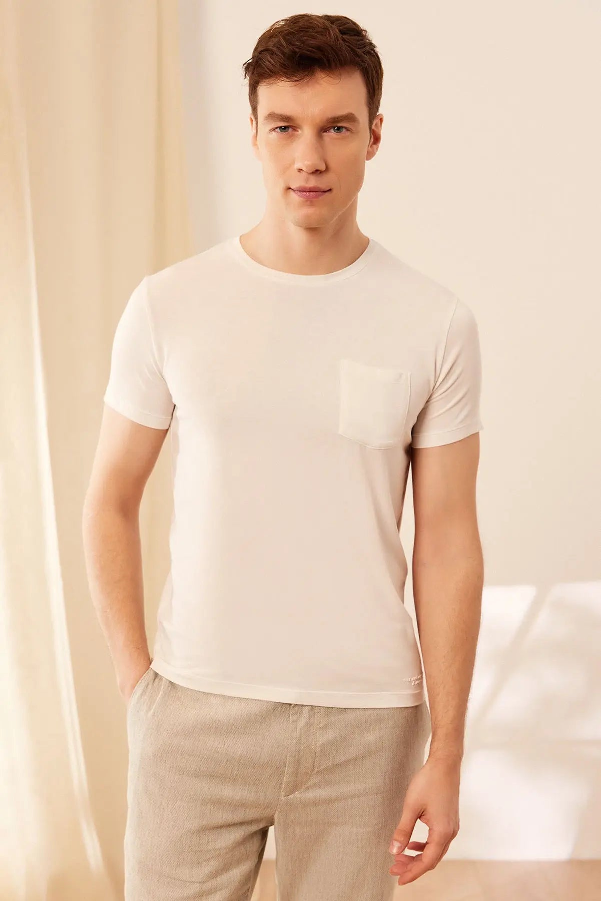 White Fersatile Short Sleeve Round Collar More Natural Modal
