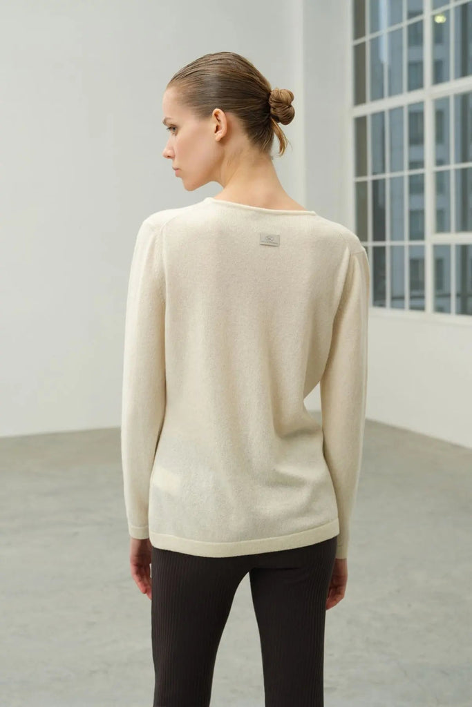 Ecru Pure Kamir Round Neck Long Sleeve Sweater Silk and Cashmere